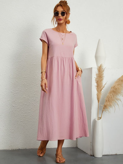 Maxi dress for women with short sleeves, featuring an A-line silhouette and a relaxed fit. 7