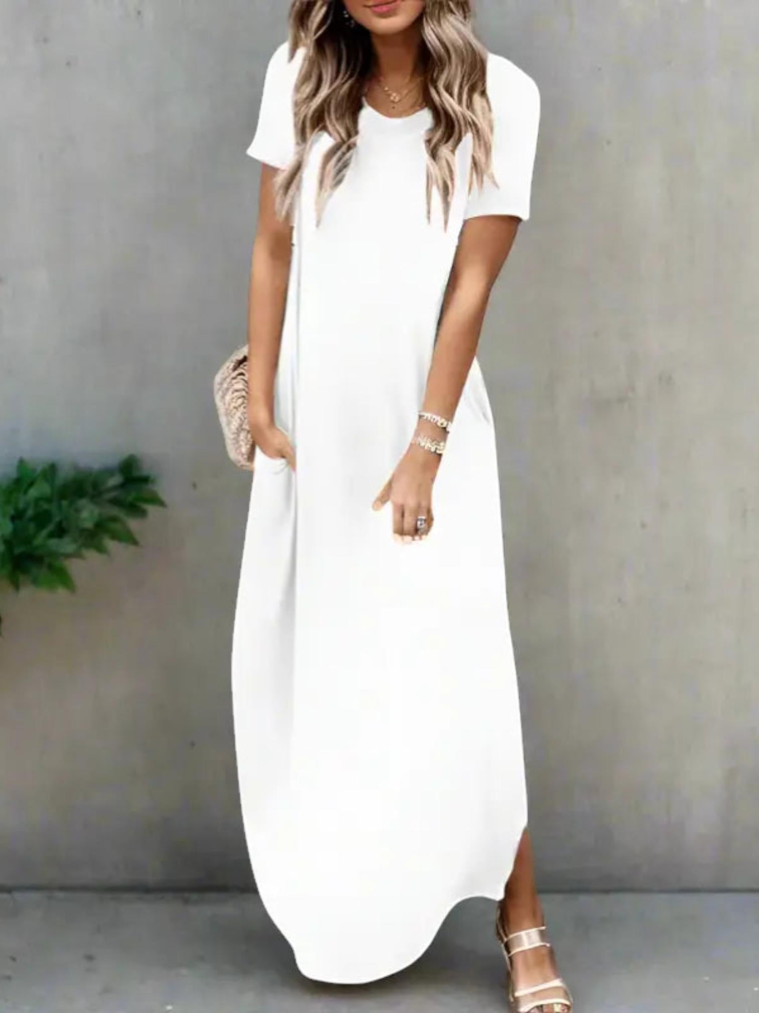 Maxi T-shirt dress featuring a V-neckline and a side slit, designed for summer wear. 3
