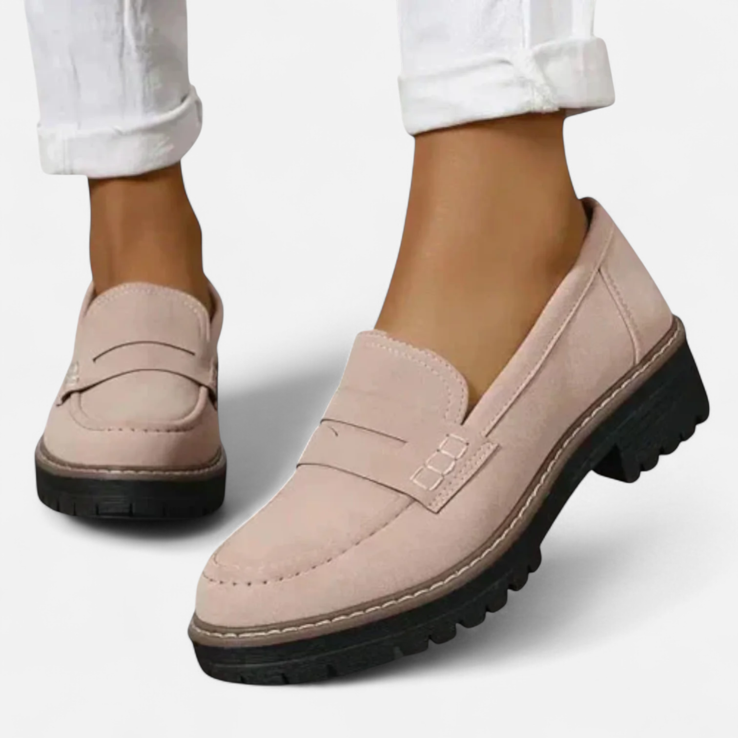 Orthopedic women's moccasins designed for anatomical comfort, featuring a slip-on style and a rounded toe. 4