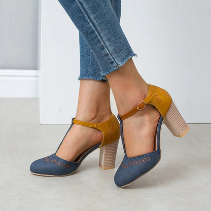 Damskie ortopedyczne buty na obcasie z ergonomicznym wsparciem, ukazujące elegancki design i komfortowe 2