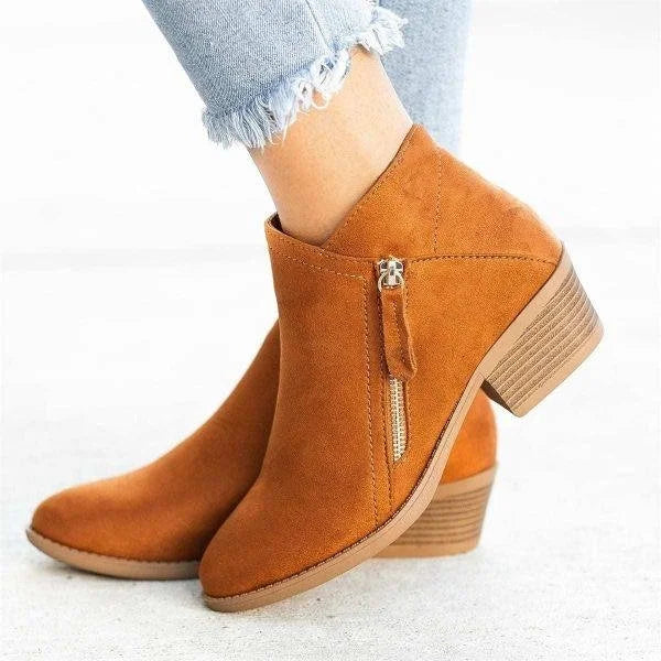 Low women's leather shoes with a zipper and arch support, featuring a sleek design and a comfortable fit. 5