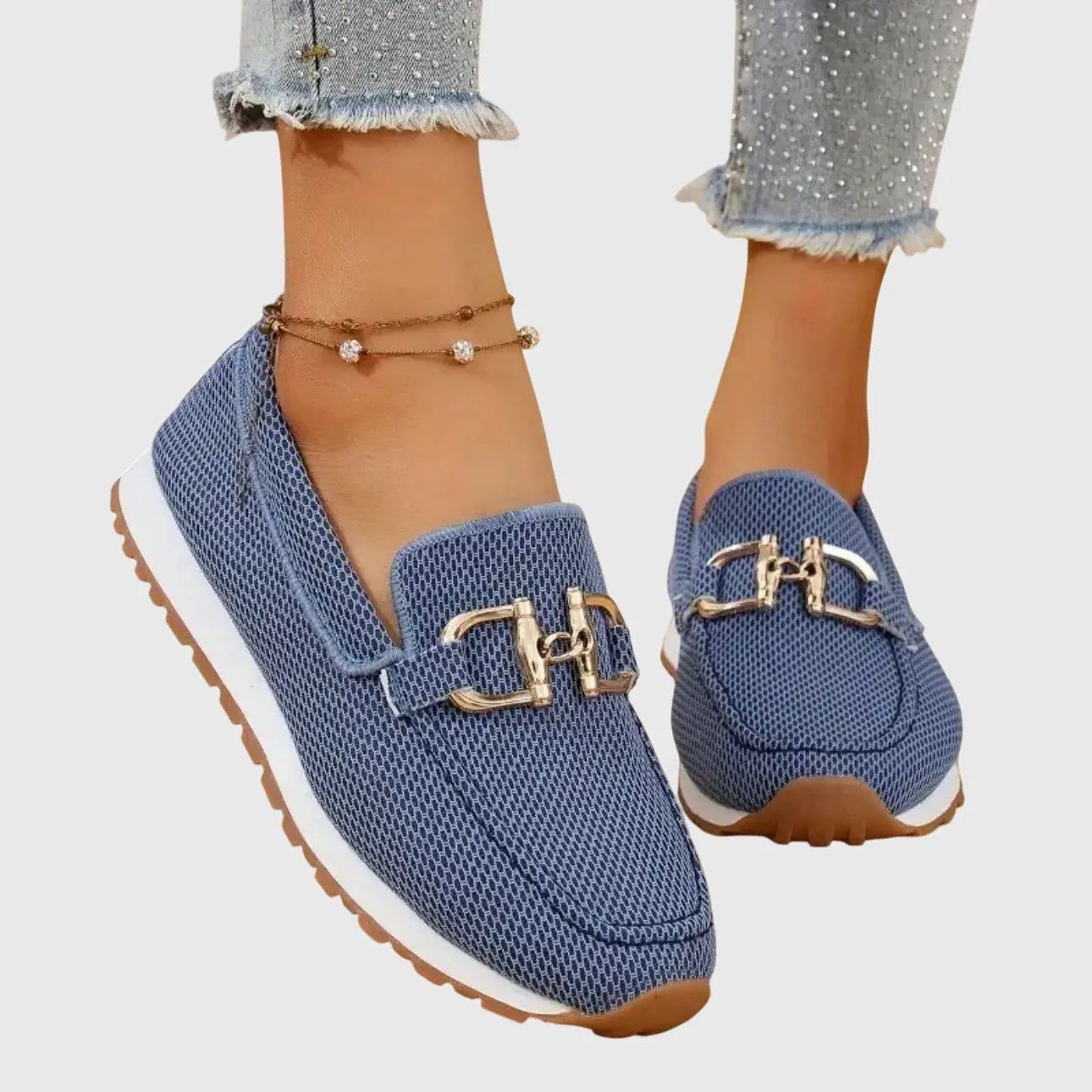 Orthopedic women's moccasins featuring metallic details and a non-slip sole. 2