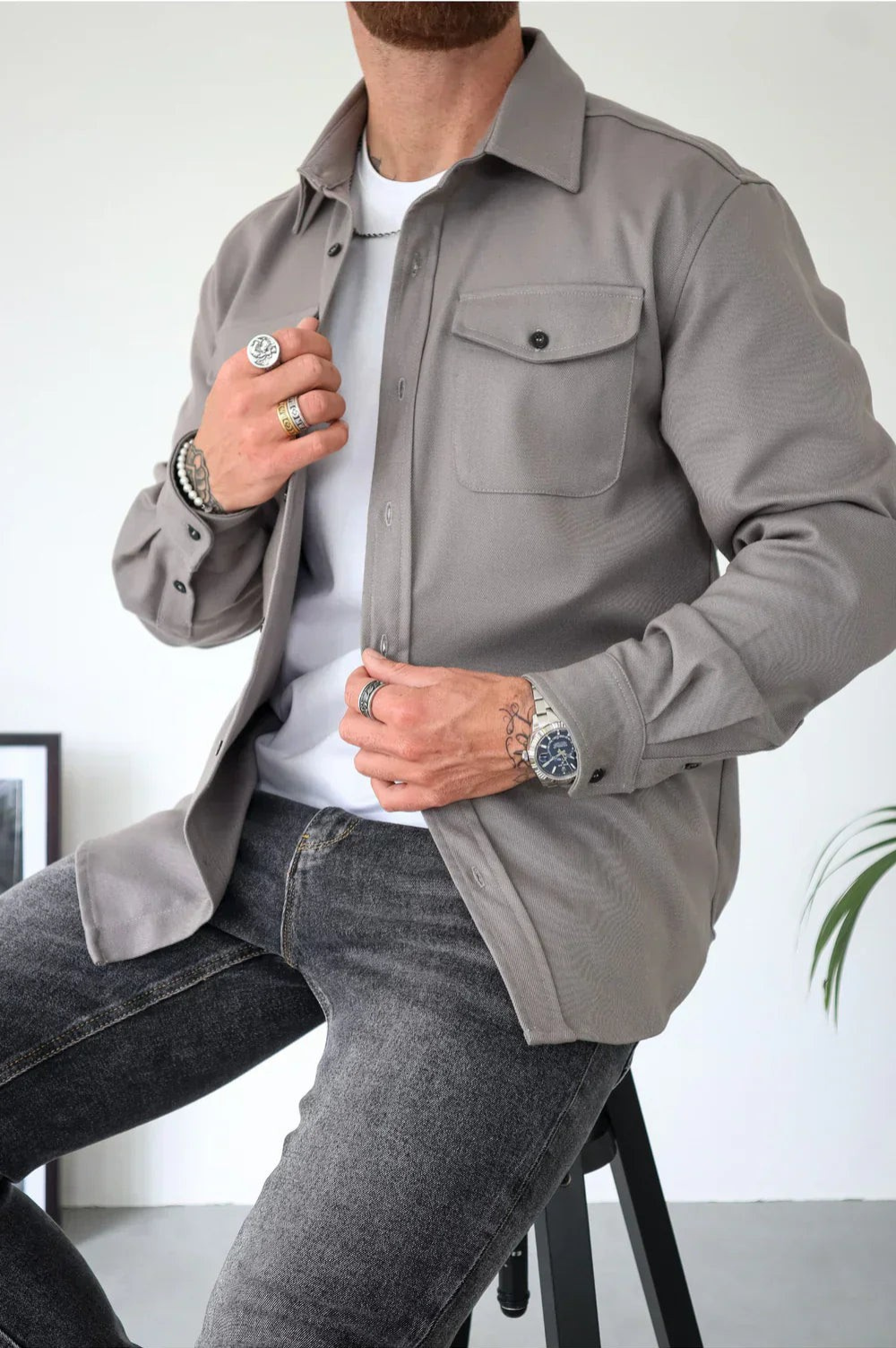 Men's elegant blazer with a pocket, designed for everyday styling. 0