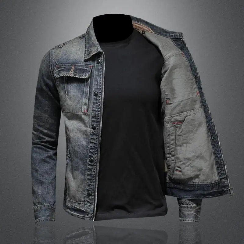 Men's denim jacket with pockets in a vintage style. 1