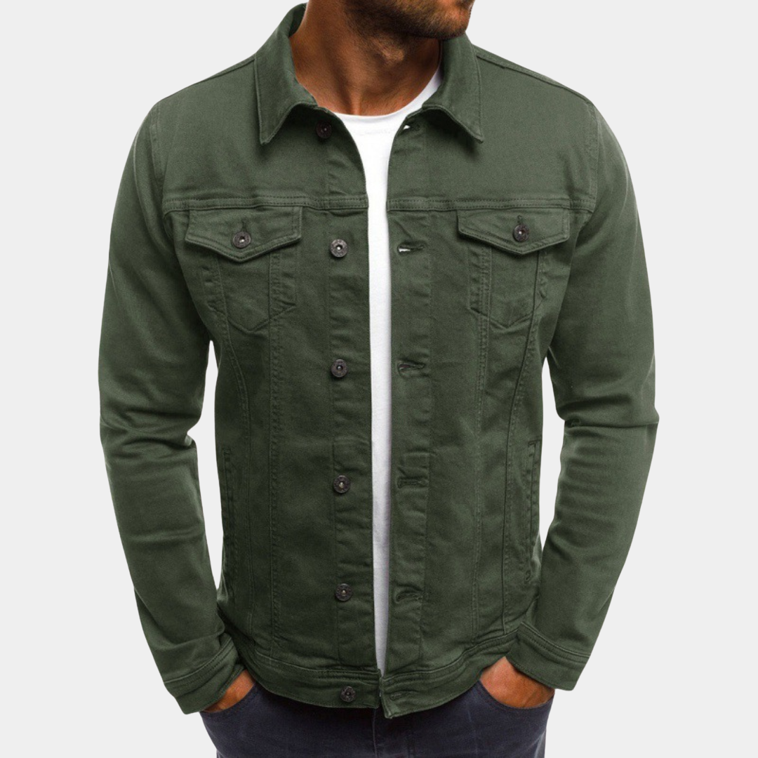 Men's denim jacket featuring a fitted cut and classic collar design. 5