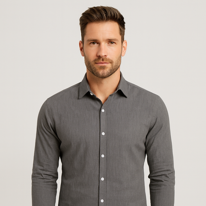 Men's short-sleeve linen shirt in a casual style, featuring a relaxed fit, a button-down front, and a classic collar. The shirt 8