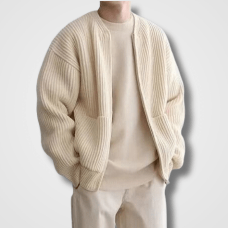 Men's long cardigan with long sleeves and a zip closure, featuring a relaxed fit and a stylish design. 0