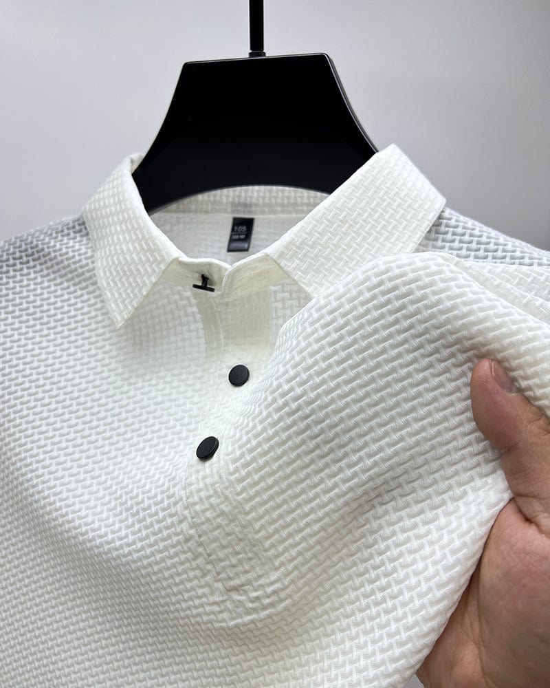 Men's short-sleeve T-shirt featuring mesh panels for ventilation. 2