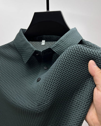 Men's short-sleeve T-shirt featuring mesh panels for ventilation. 3