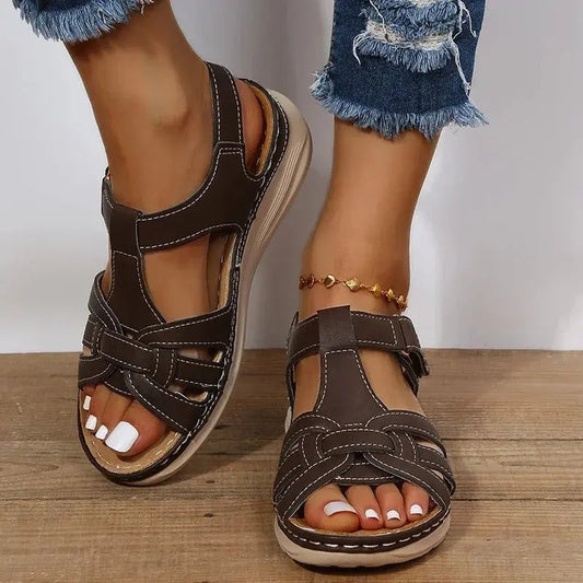 Orthopedic women's sandals with adjustable straps and supportive insoles, displayed from multiple angles. 0